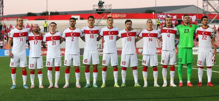 Türkiye FIFA dünya sıralamasında geriledi