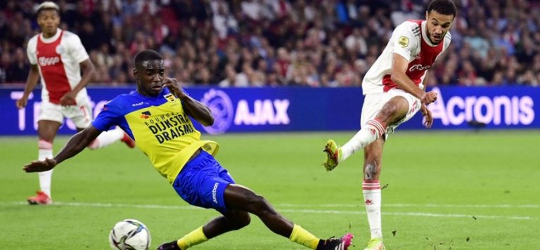 Beşiktaş’ın rakibi Ajax, Hollanda liginde Cambuur’u 9-0 yendi