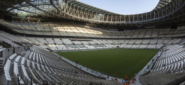 2022 Dünya Kupası final stadının çim halıları tamamlandı