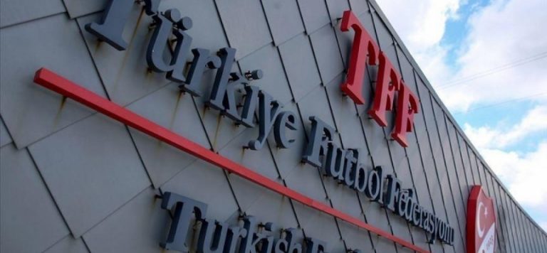 TFF Erhan Çelenk’i centilmence davranışından dolayı kutladı