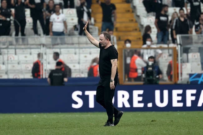 Beşiktaş bu sezon ilk kez gol yedi