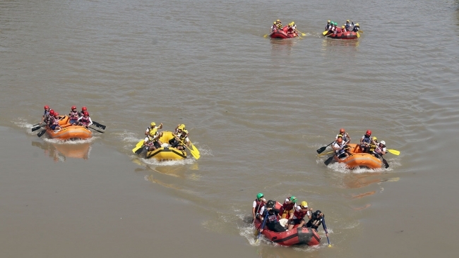 Dicle'de rafting heyecanı