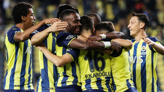 Fenerbahçe 3 puana 2 golle ulaştı