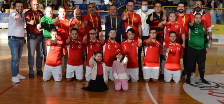 Down Sendromlular Futsal Milli Takımı yurda döndü