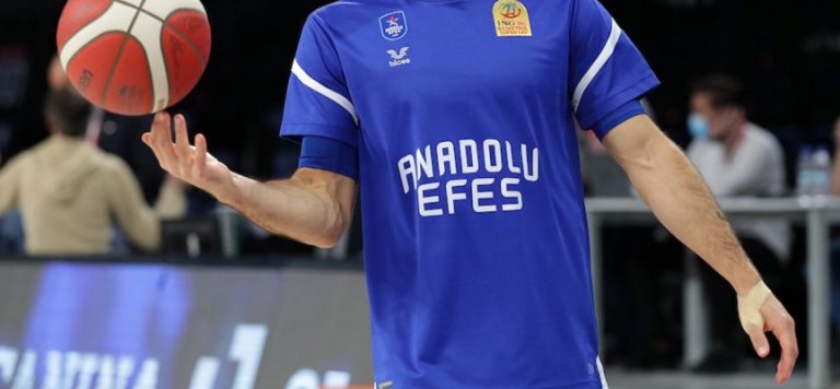 Anadolu Efes İtalya deplasmanında