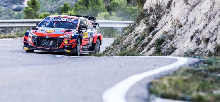 WRC İspanya Rallisi’ni Neuville kazandı