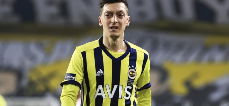 Mesut Özil: Tepkim maçla alakalıydı