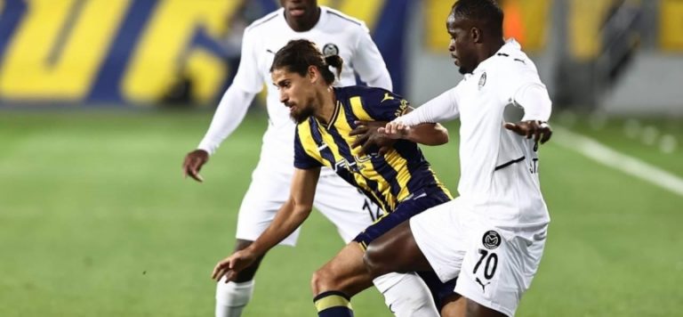 Ankaragücü maç fazlasıyla lider