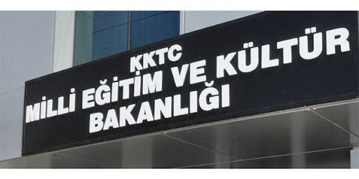 Eğitim Bakanlığı, okullardaki haftalık vaka sayılarını açıkladı.. 129 öğrenci, 9 öğretmen ve 5 personel pozitif