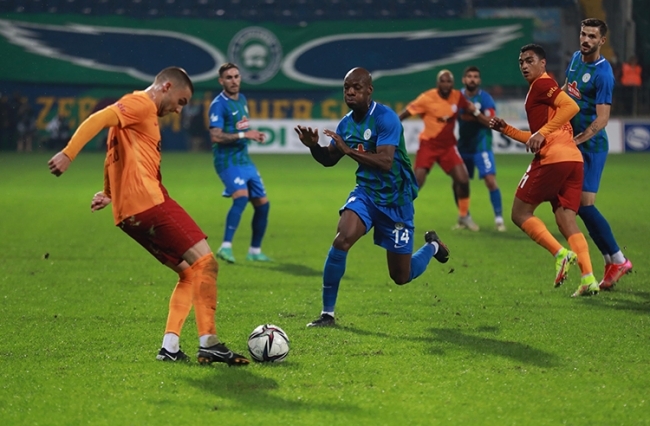 Galatasaray son dakikada kazandı