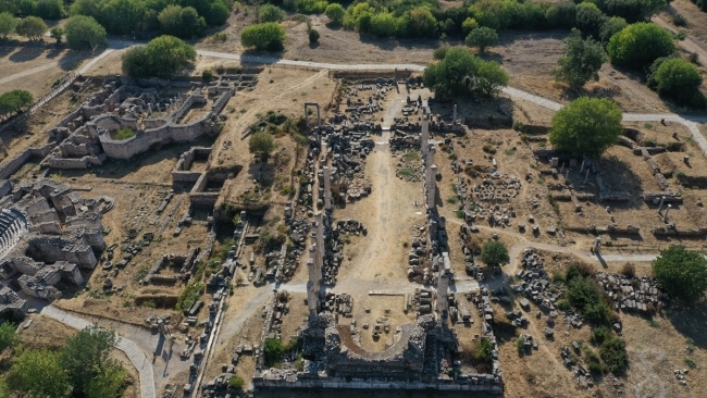 Turist olarak geldiği antik kentin kazı başkanı oldu