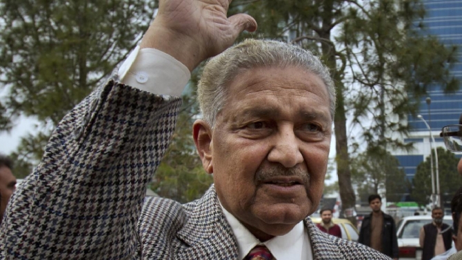Pakistan'ın en iyi nükleer bilimcisi 85 yaşında öldü