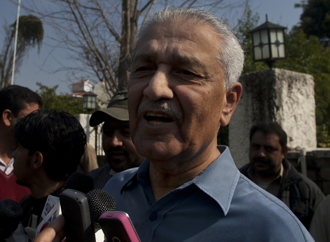 Pakistan'ın nükleer bilimcisi: Dr. Abdul Kadir Han