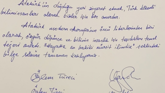 Özlem Türeci ve Uğur Şahin'den Atatürk Evi'ne ziyaret