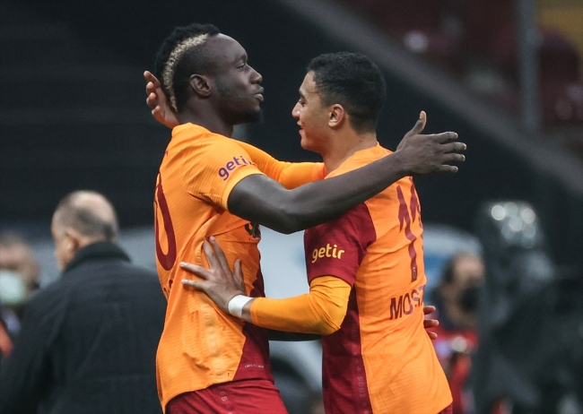 Galatasaray yükselişini sürdürdü