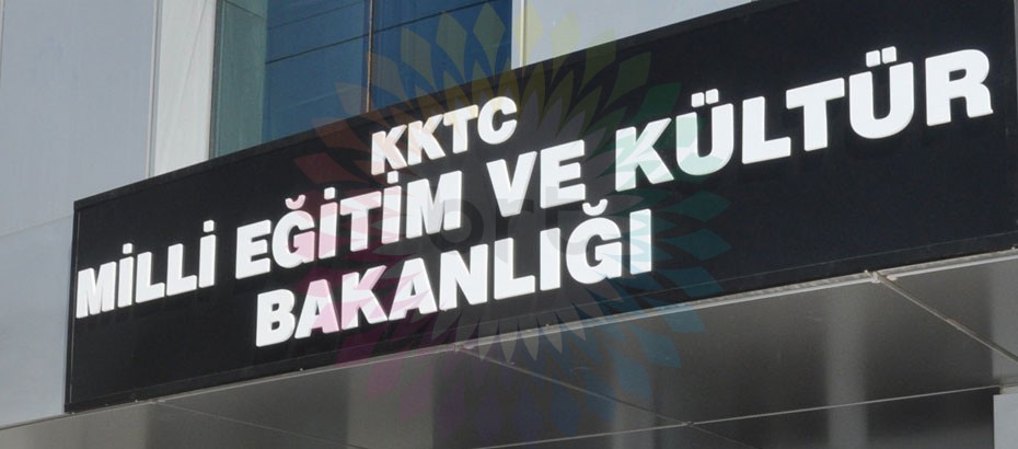 Eğitim Bakanlığı, okullardaki haftalık vaka sayılarını açıkladı. 129 öğrenci, 9 öğretmen ve 5 personel pozitif