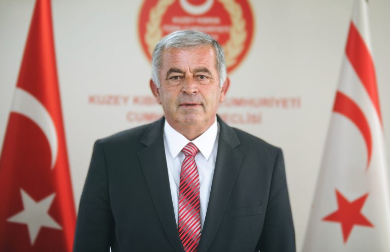 Sennaroğlu: Öğretmenleri̇mi̇z, geleceğimi̇zi̇n dönüşüm mi̇marlarıdır