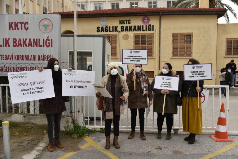 Evrensel Hasta Hakları Derneği, Yaşlı Bakım Evlerindeki Bulaş ve Ölümlerin nedenini sordu