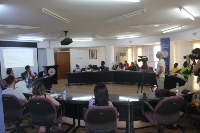dau-semineri-3-958x538-1.jpg