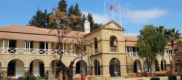 mahkeme1-1.jpg
