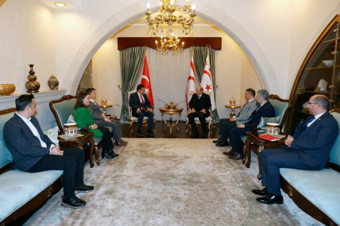 tatar-usak-belediye-baskani-5-.jpg