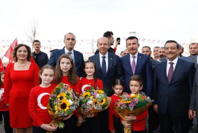 depremde-olen-kibrislilar-icin-ankarada-fidan-dikildi-3-.jpeg