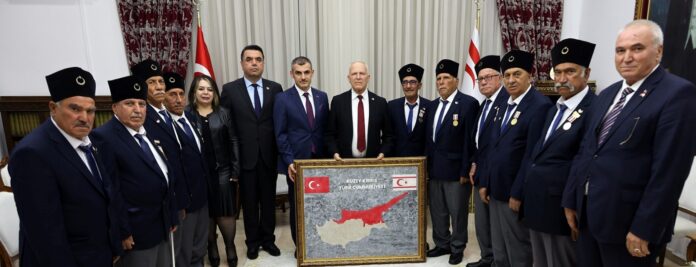 de175520-95b1-4845-82fe-b18d0df92d00.jpg