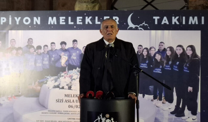 cavusoglu-isias.jpeg
