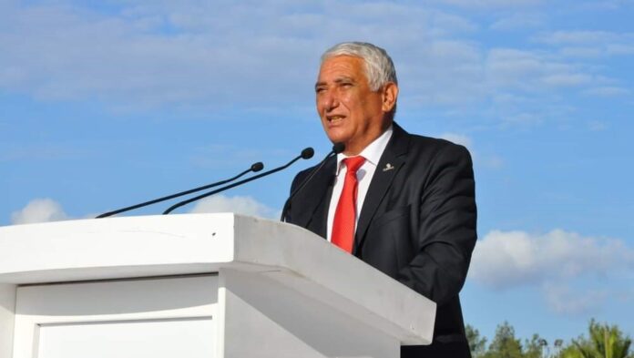 mahmut-ozcinar-w.jpg