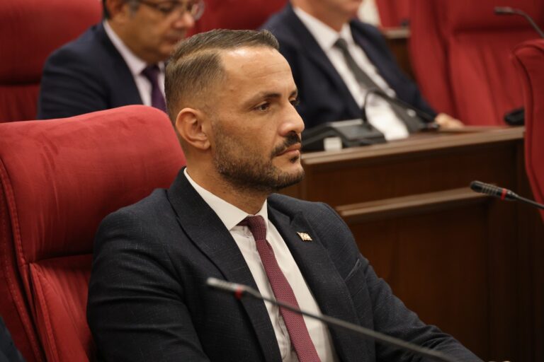 Meclis bugünkü çalışmalarını tamamladı.. Yeşilırmak’ın dokunulmazlığının kaldırılmamasına genel kurul onayı