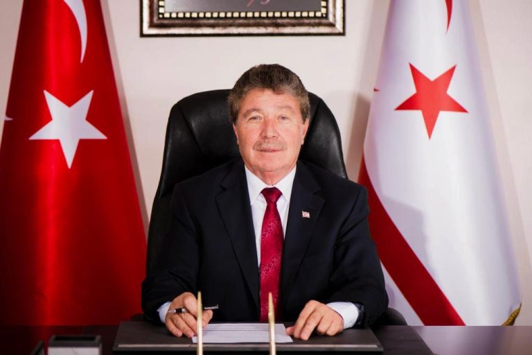 Üstel: Sağlıklı, eğitimli nesiller güçlü bir ülkenin temel taşı