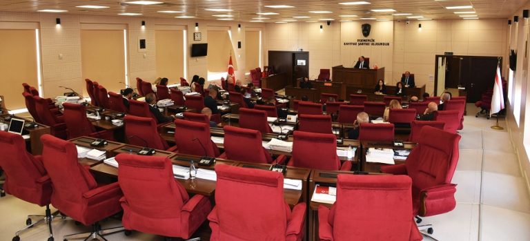Meclis’te güncel konuşmalar yapılıyor