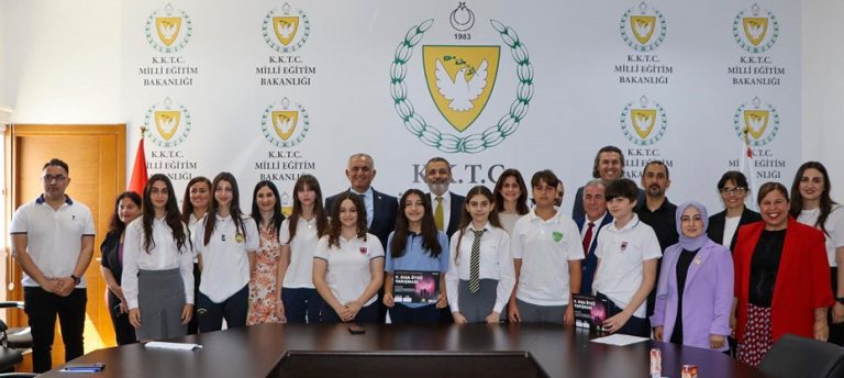 Ortaokul ve Liseler Arası V. Kısa Öykü Yarışması ödülleri sahiplerini buldu