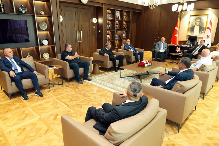 Öztürkler, Milli Mücadele Vakfı heyetini kabul etti