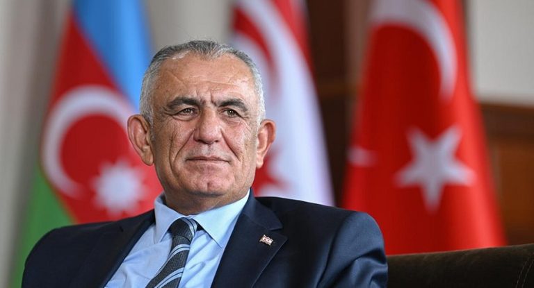 Çavuşoğlu, Azerbaycan’ın Bağımsızlık Günü’nü kutladı
