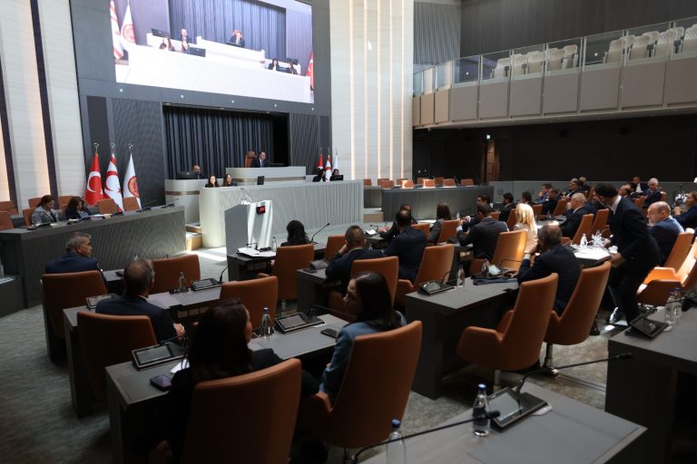 Meclis toplandı