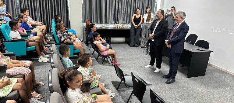Engelsiz Sinema Salonu ve Aktivite Merkezi’nde animasyon film gösterimi yapıldı