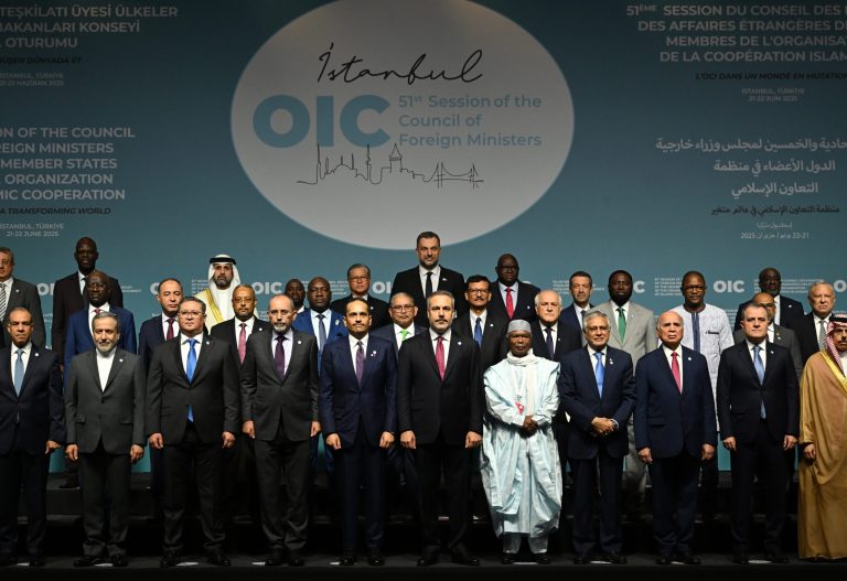 İstanbul’da İslam İşbirliği Teşkilatı (İİT) 51. Dışişleri Bakanları Konseyi toplantısı yapılıyor