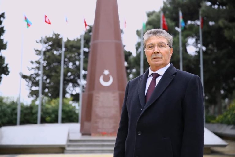 Başbakan Üstel, bir dizi temas ve uluslararası konferans için Azerbaycan’a gitti