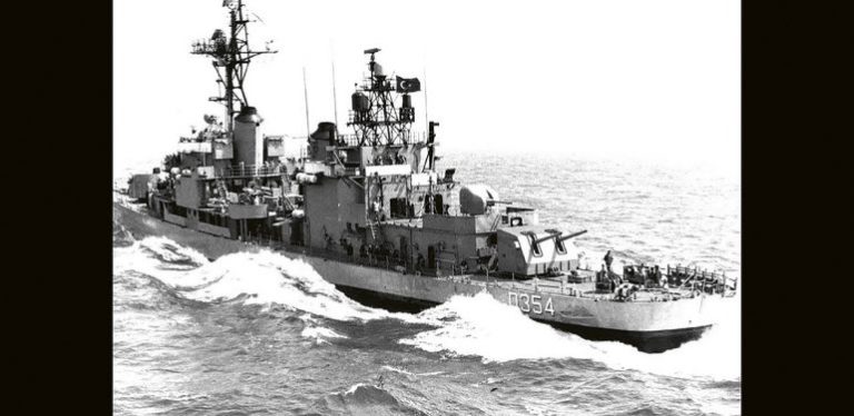 TCG Kocatepe Belgeseli tamamlandı. İlk gösterim bugün Cumhurbaşkanlığı Yerleşkesi’nde