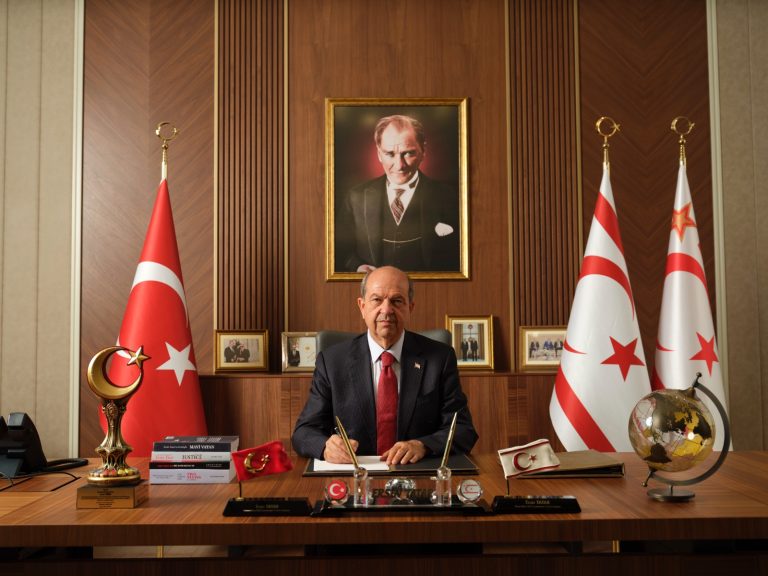 Tatar: “Erhürman umut tacirliği yapıyor, halkı kandıramaz”