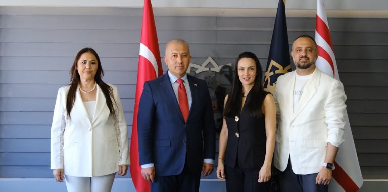 Kıbrıs Amerikan Üniversitesi ile Memur-Sen arasında iş birliği protokolü imzalandı