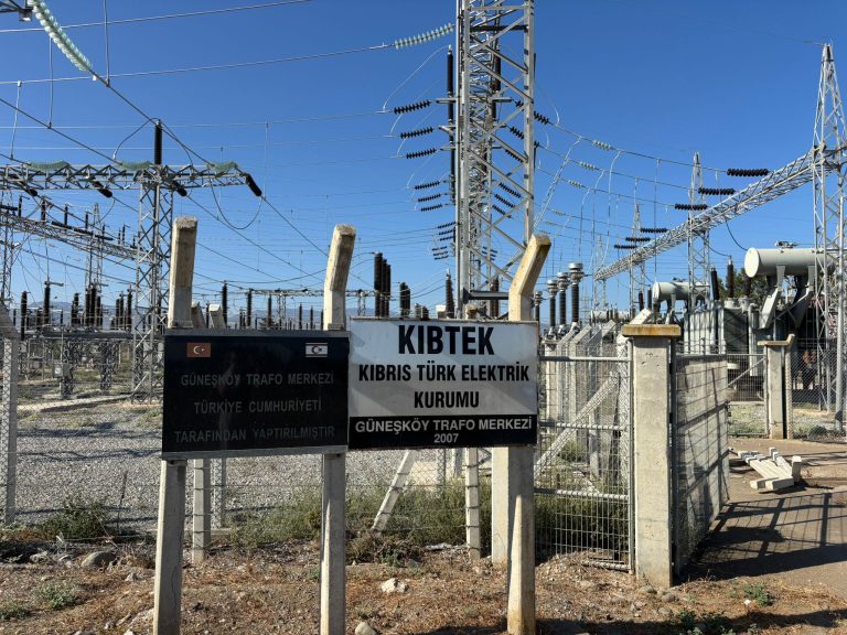 Hür-İş ve Türk-Sen, arıza nedeniyle ülkenin elektriksiz kalmasına tepki gösterdi